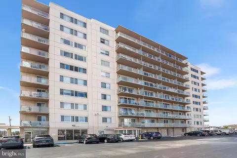 6101 Monmouth Ave #611, Ventnor City, NJ 08406