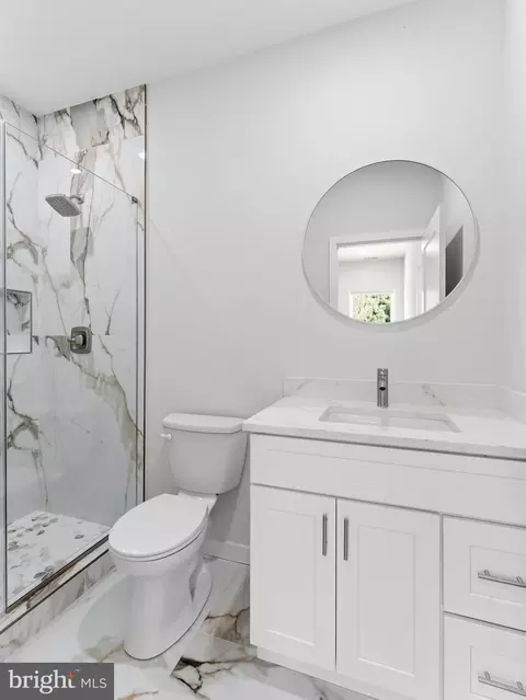 Bath - 401 Old Forks Rd, Hammonton, NJ 08037 photo 4 of 4