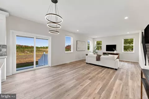Living - 401 Old Forks Rd, Hammonton, NJ 08037 photo 4 of 4