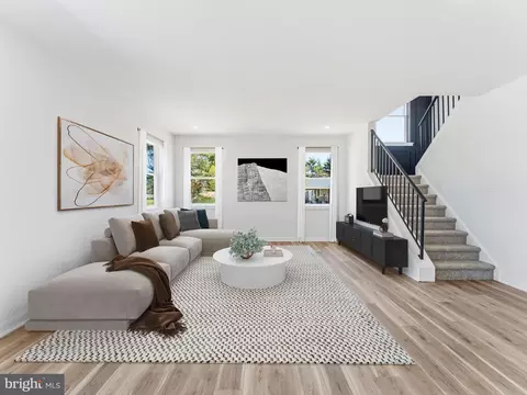 Living - 401 Old Forks Rd, Hammonton, NJ 08037 photo 2 of 4