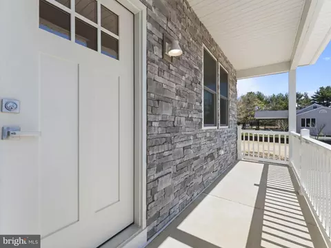 Exterior - 401 Old Forks Rd, Hammonton, NJ 08037 photo 3 of 4