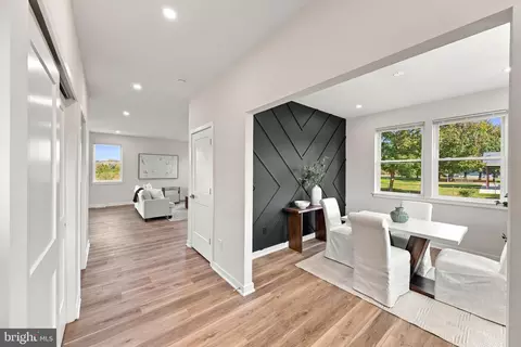 Entry Way - 401 Old Forks Rd, Hammonton, NJ 08037 photo 1 of 8