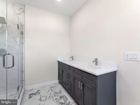 Bath - 401 Old Forks Rd, Hammonton, NJ 08037 photo 1 of 4
