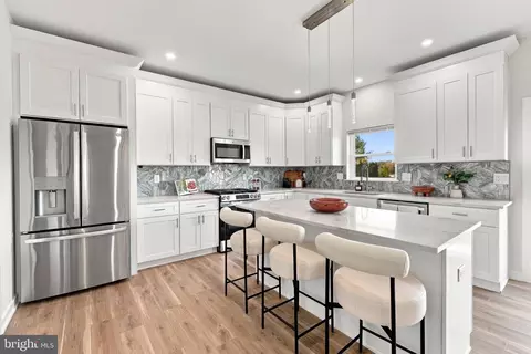 Kitchen - 401 Old Forks Rd, Hammonton, NJ 08037 photo 1 of 8