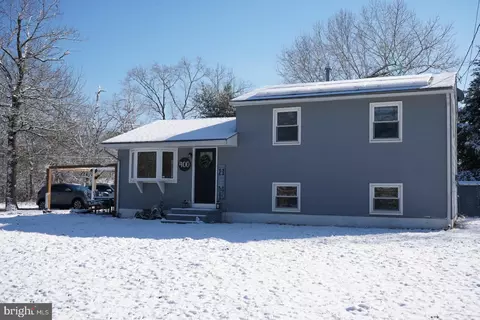 400 Woodlawn Ave, Williamstown, NJ 08094