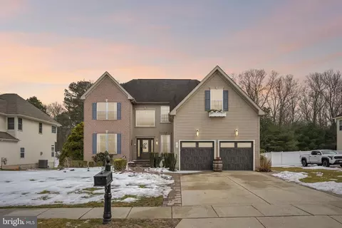 32 Magnolia Ct, Hammonton, NJ 08037