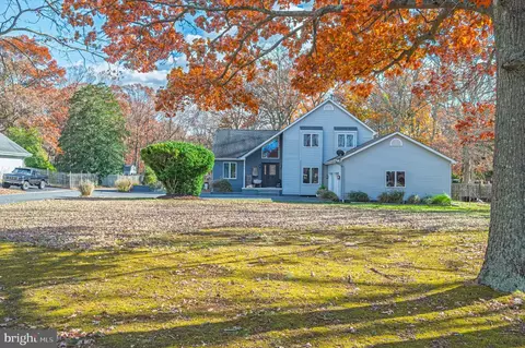 520 S 8th Ave, Galloway, NJ 08205