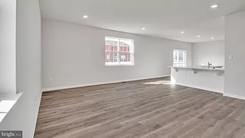 34 N Packard St, Hammonton, NJ 08037 photo 17