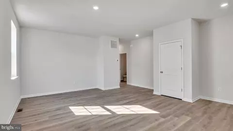34 N Packard St, Hammonton, NJ 08037 photo 13