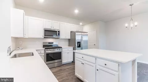 34 N Packard St, Hammonton, NJ 08037 photo 5