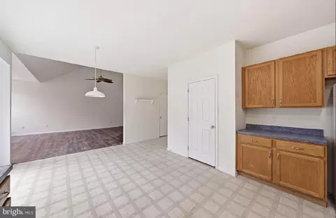 Entry Way - 38 Centennial Dr, Hammonton, NJ 08037 photo 6 of 9