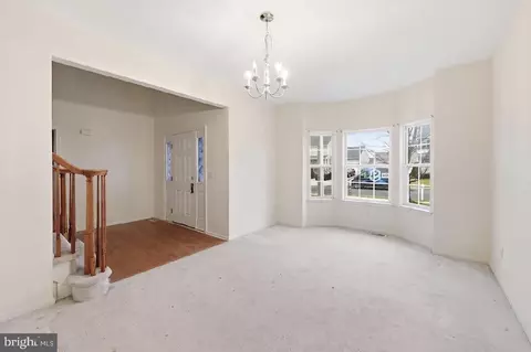 Living - 38 Centennial Dr, Hammonton, NJ 08037 photo 3 of 4