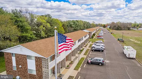 40 Toni Lynn Ct, Hammonton, NJ 08037
