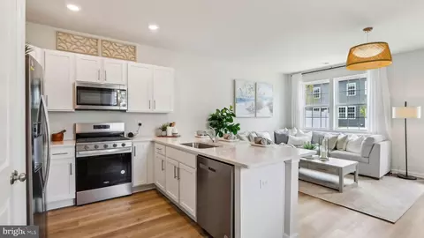 258 Hermosa Dr, Egg Harbor Township, NJ 08234