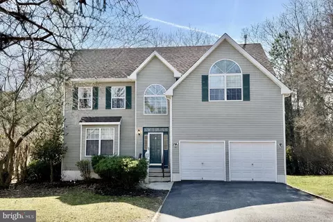 4 Rainbow Dr, Mays Landing, NJ 08330