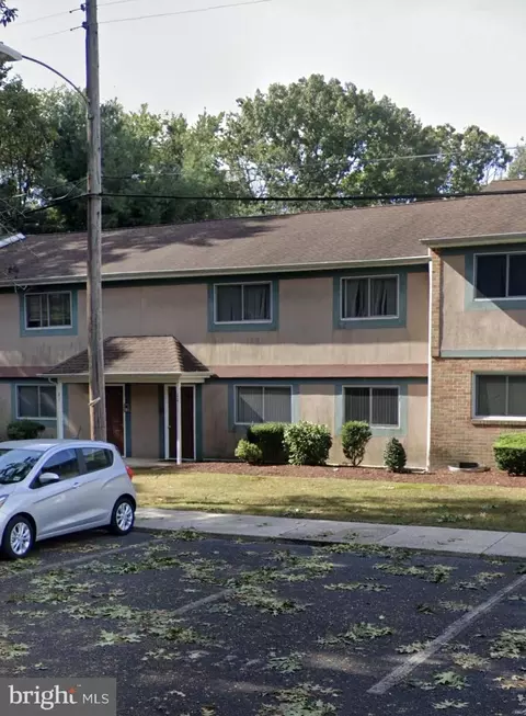 220 Park Ave #21U, Hammonton, NJ 08037
