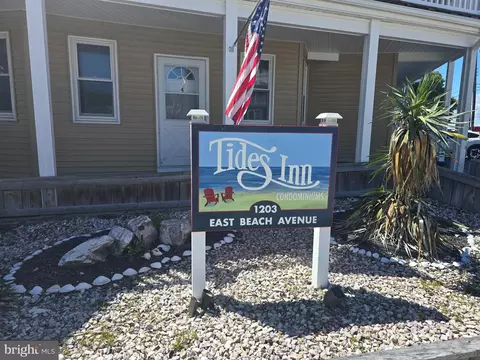 1203 Beach Ave E #8, Brigantine, NJ 08203
