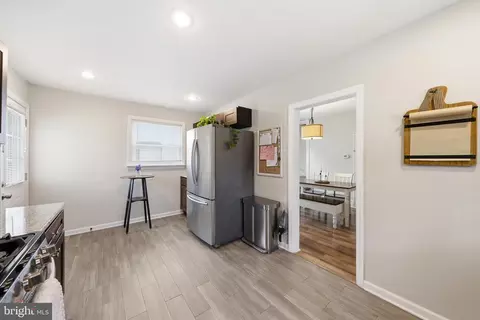 Entry Way - 212 Grape St, Hammonton, NJ 08037 photo 8 of 9