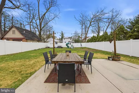 Exterior - 212 Grape St, Hammonton, NJ 08037 photo 4 of 7