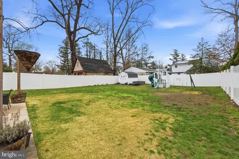 Exterior - 212 Grape St, Hammonton, NJ 08037 photo 6 of 7