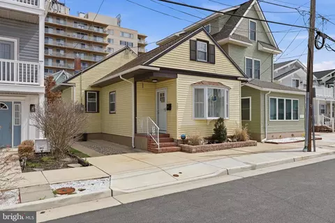 207 N Harvard Ave, Ventnor City, NJ 08406
