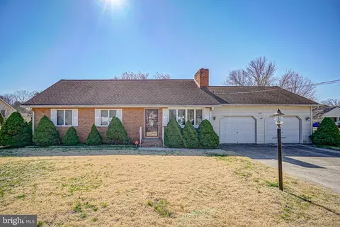 366 North St, Hammonton, NJ 08037