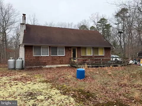 189 4th Ave, Estell Manor, NJ 08319