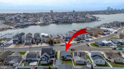 421 W Shore Dr, Brigantine, NJ 08203