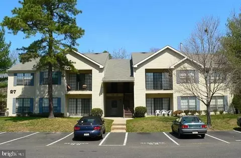 66 Sussex Pl, Absecon, NJ 08205