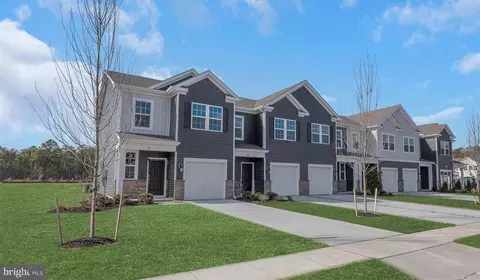 243 Hermosa Dr, Egg Harbor Township, NJ 08234