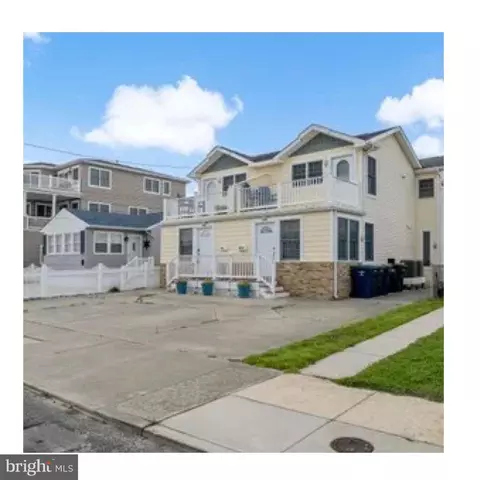 207 7th St N #A, Brigantine, NJ 08203