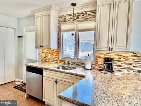 Kitchen - 1103 Evans Blvd, Brigantine, NJ 08203 photo 8 of 8