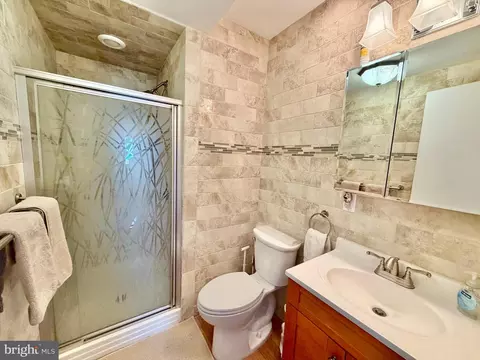 Bath - 1103 Evans Blvd, Brigantine, NJ 08203 photo 1 of 4