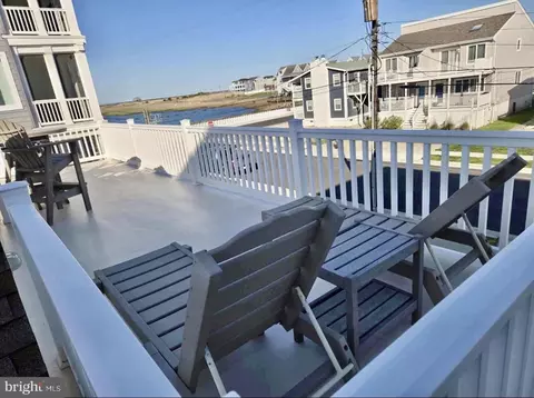Exterior - 1103 Evans Blvd, Brigantine, NJ 08203 photo 8 of 10