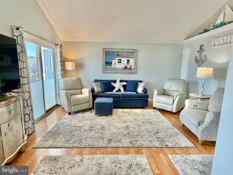 Living - 1103 Evans Blvd, Brigantine, NJ 08203 photo 1 of 6