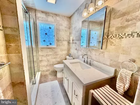 Bath - 1103 Evans Blvd, Brigantine, NJ 08203 photo 4 of 4