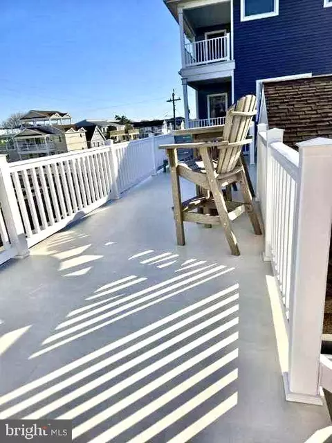 Exterior - 1103 Evans Blvd, Brigantine, NJ 08203 photo 7 of 10
