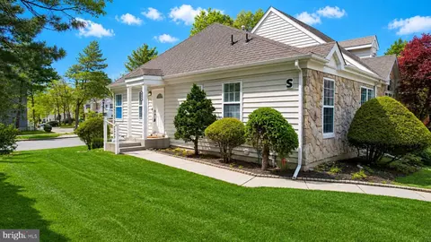 4775 Andorea Dr, Mays Landing, NJ 08330