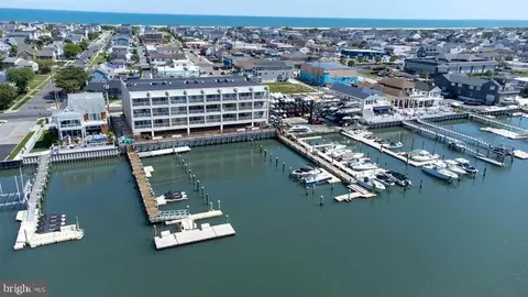 3007 Bayshore Ave # 4, Brigantine, NJ 08203