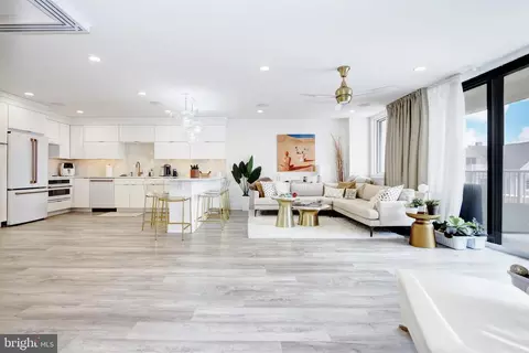 5000 Boardwalk #113, Ventnor City, NJ 08406