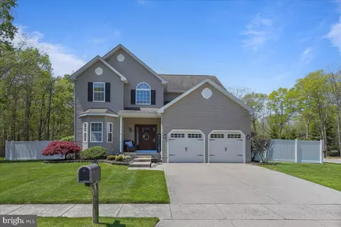 201 Prancer Rd, Egg Harbor Township, NJ 08234