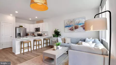 267 Hermosa Dr, Egg Harbor Township, NJ 08234