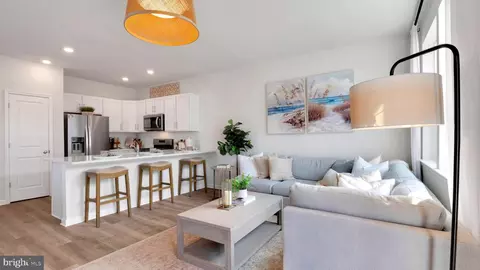 271 Hermosa Dr, Egg Harbor Township, NJ 08234