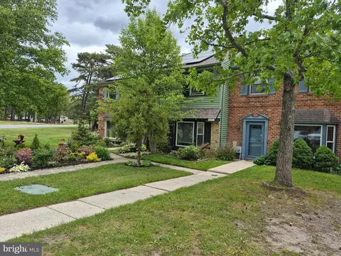 5051 Merion Ct, Mays Landing, NJ 08330