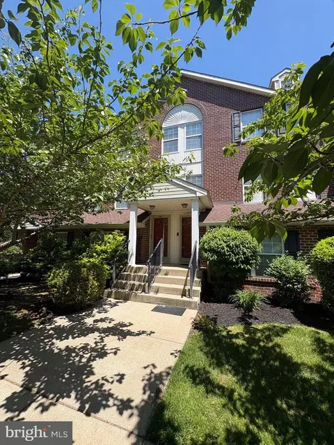 1536 Thomas Jefferson Ct, Mays Landing, NJ 08330