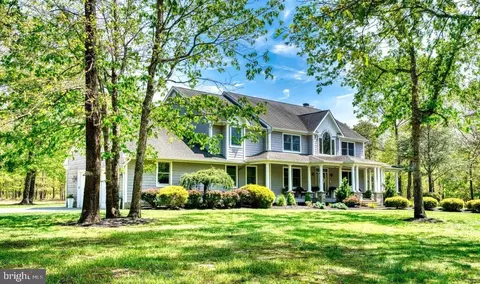 2431 6th Ave, Hammonton, NJ 08037
