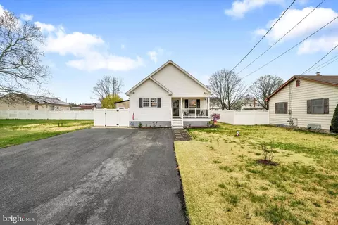 111 N Laurel St, Landisville, NJ 08326