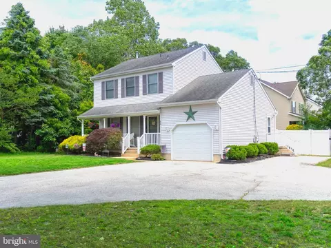 312 13th St, Hammonton, NJ 08037