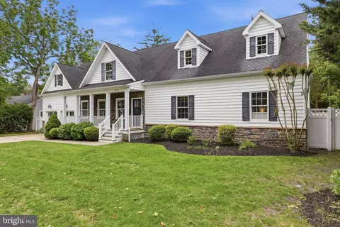 105 Berkshire Ave, Linwood, NJ 08221