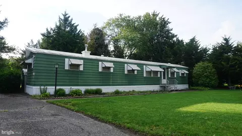 107 Country Ln, Buena, NJ 08310
